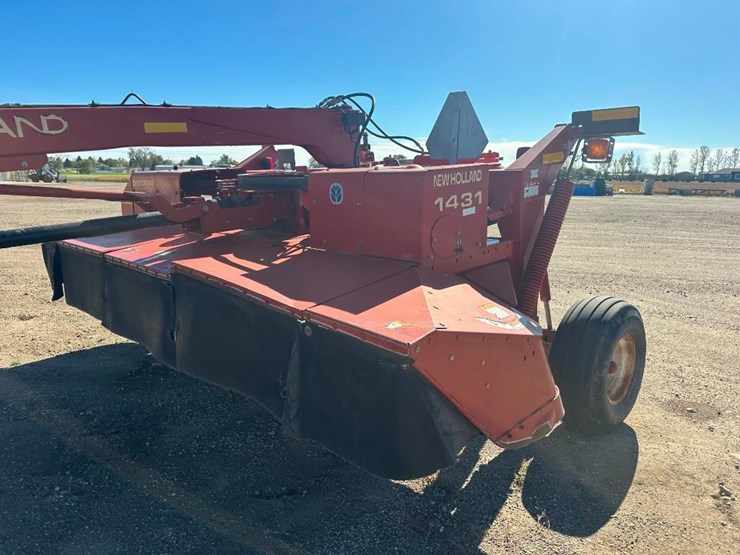 new-holland-1431-image-5