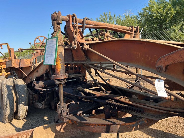 mccormick-road-grader-image-23
