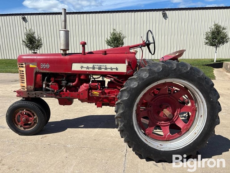 1957-case-ih-350-image-8