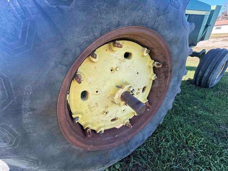 john-deere-4430-image-13