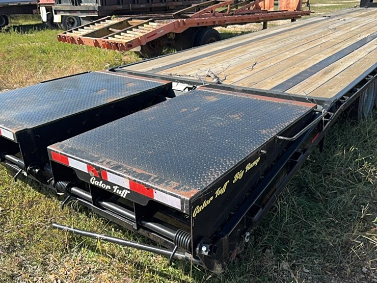 gator-gooseneck-30+5-foot-image-10