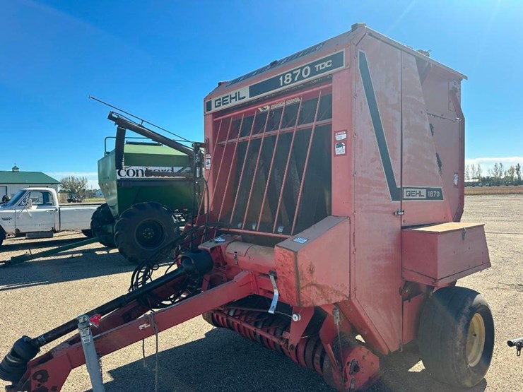 gehl-1870-image-3