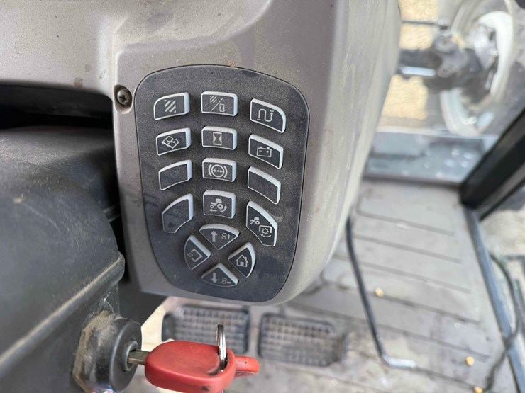 case-ih-jx1100u-image-27