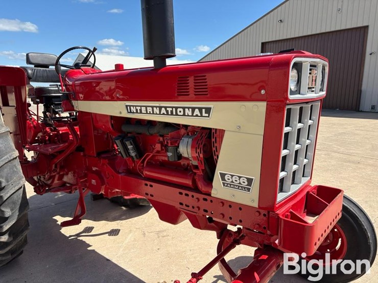 1975-international-666-image-14