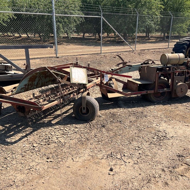 Self Propelled Almond Sweeper