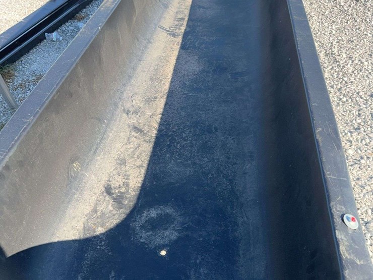 10’-feed-trough-image-2