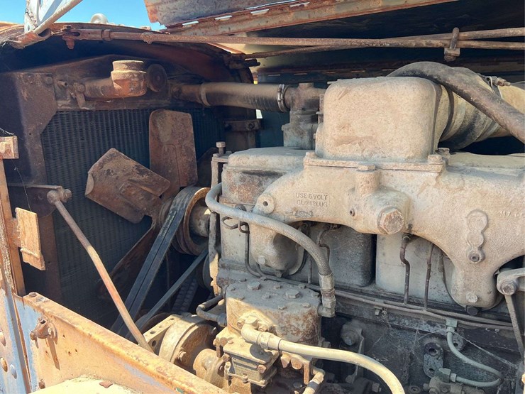 autocar-diesel-dump-truck-image-38