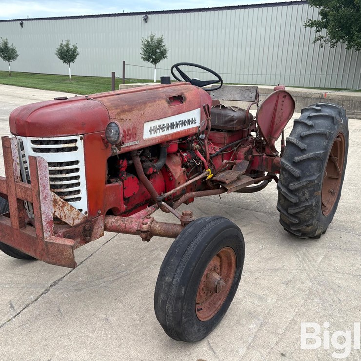 1956 INTERNATIONAL 350