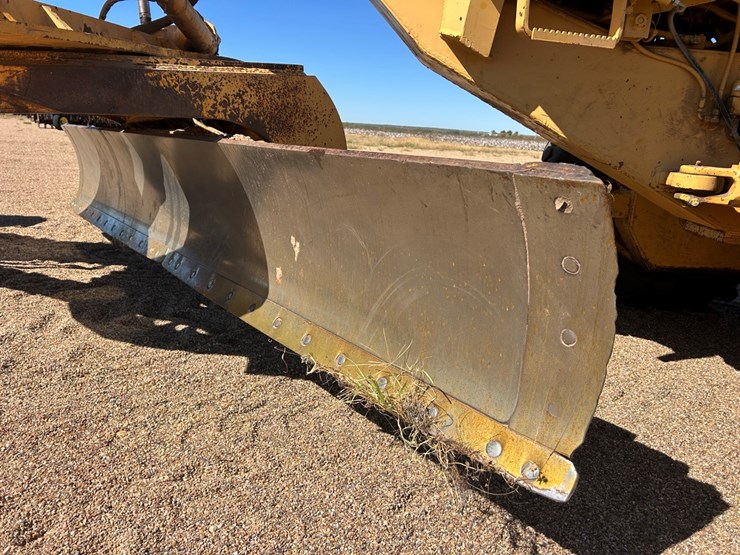 deere-770bh-image-18