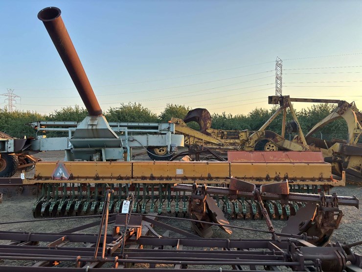 brillion-grain-drill-image-6