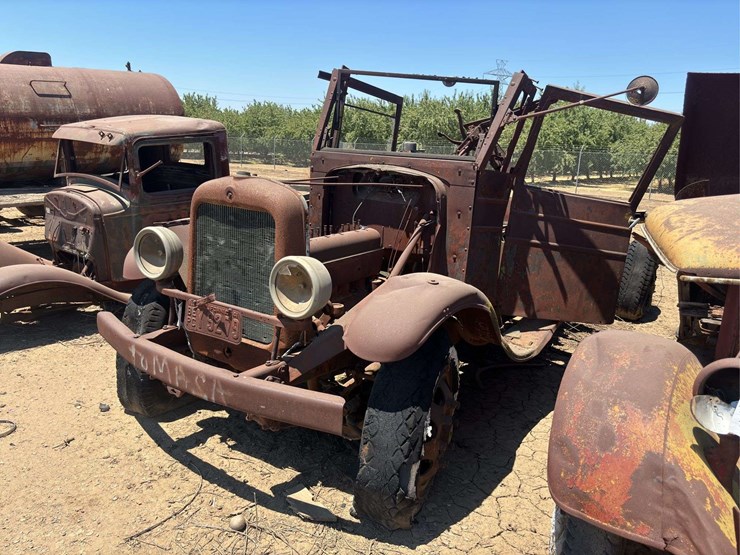 general-motors-project-truck-image-1