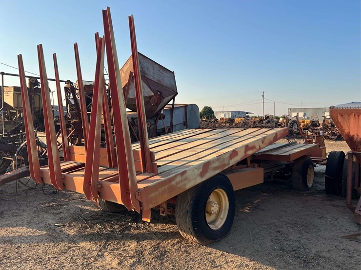 self-propelled-bale-accumulator-image-18