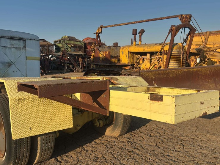 autocar-semi-image-38