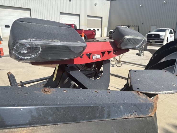 #5038-•-western-mvp3-truck-v-plow-image-6