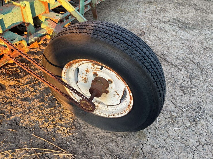 brillion-grain-drill-image-11