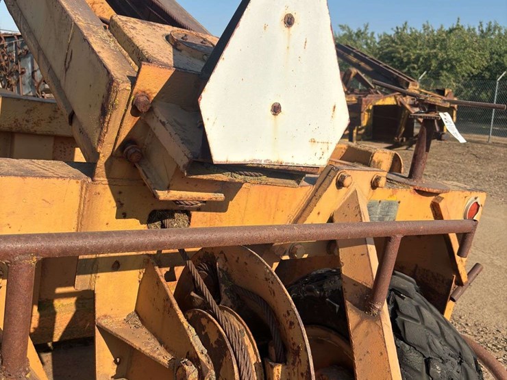 carryall-ls-pan-scraper-image-22