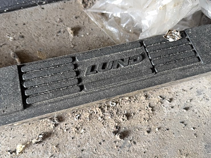 lund-brand-chrome-running-boards-image-2