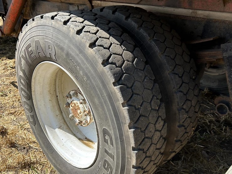 1994-gmc-topkick-c7500-image-17