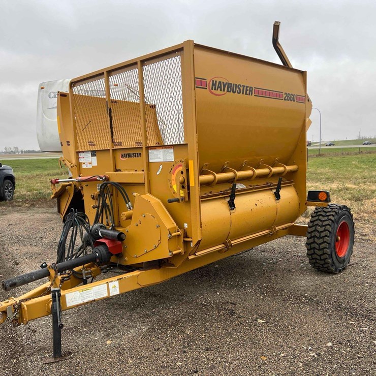 HAYBUSTER 2660