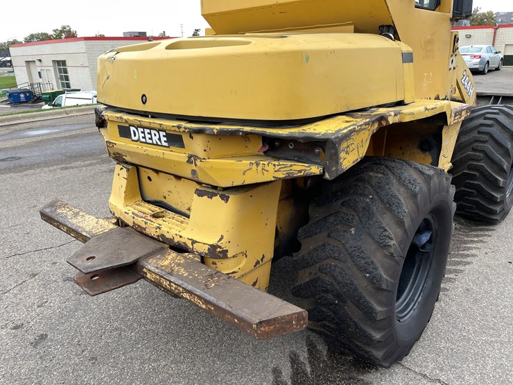 deere-244h-image-41