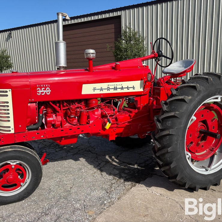 1956 CASE IH 350