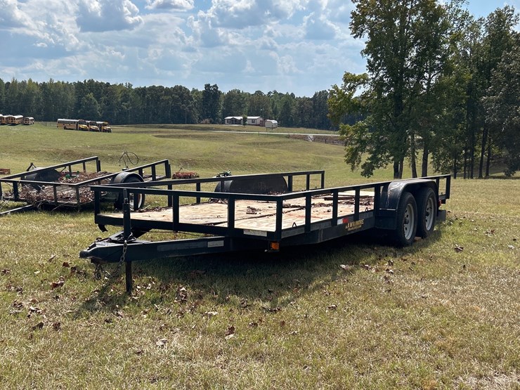 #422-•-18ft-x-77in-lawrimore-wrap-tongue-trailer-image-1