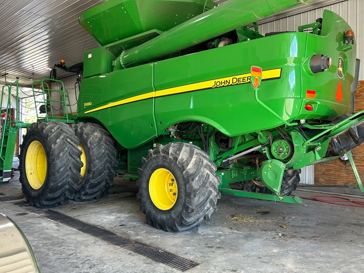 john-deere-s690-image-1