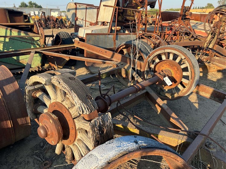 large-trailer-frame-image-9