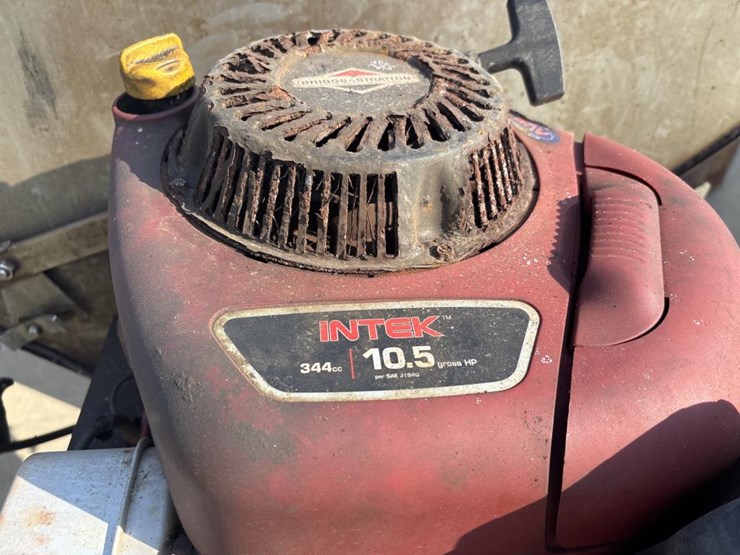 #5021-•-buyers-salt-dogg-sch120-salter/sander-image-11