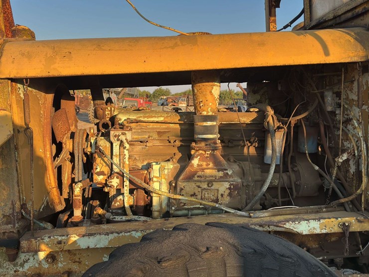 euclid-tractor-tanker-image-17