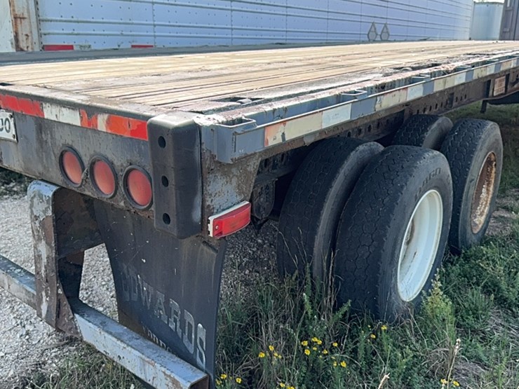 2002-flat-bed-trailer-with-title-image-13