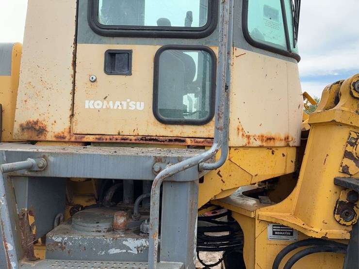 komatsu-wa320-image-29