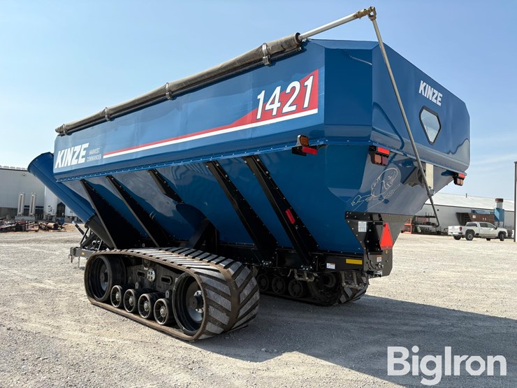 2024-kinze-1421-grain-cart-image-7