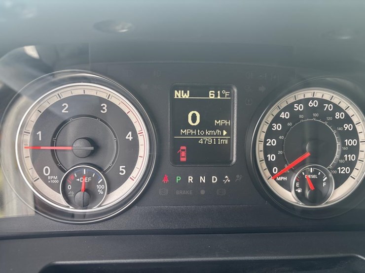 2016-custom-flatbed-image-36