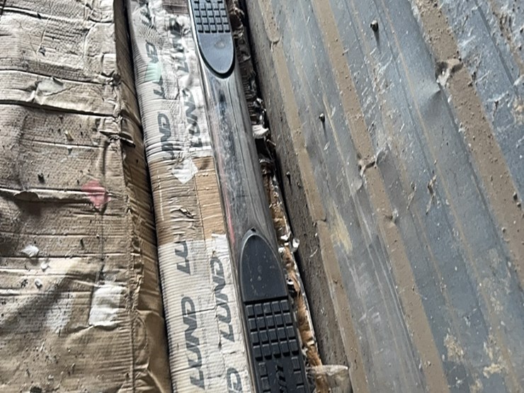 lund-running-boards-image-1