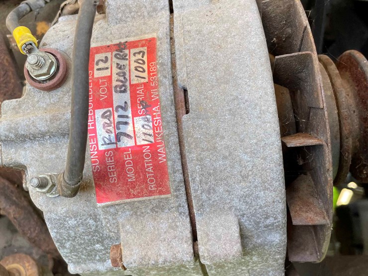 1984-ford-8000-image-74