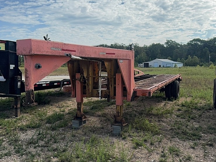 gooseneck-low-boy-trailer-image-1
