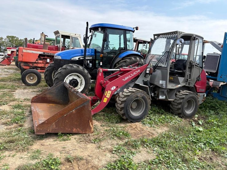 takeuchi-tw40-image-11