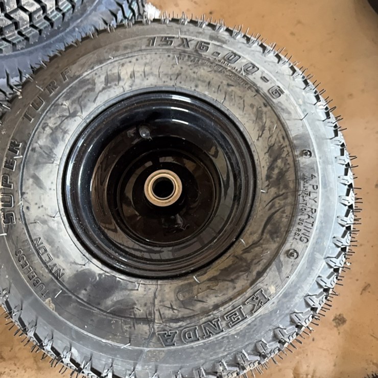 new Pair of 15x6.50-6 Tires With Wheel