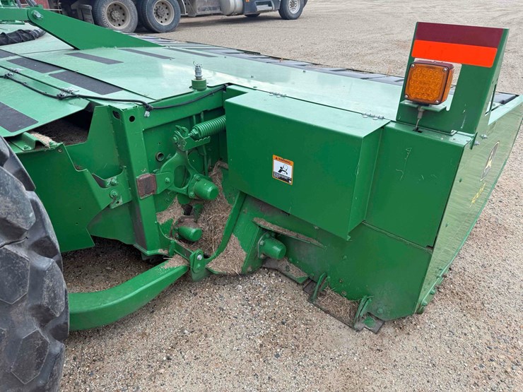 john-deere-w235-image-9