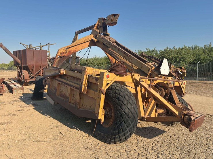 carryall-ls-pan-scraper-image-4