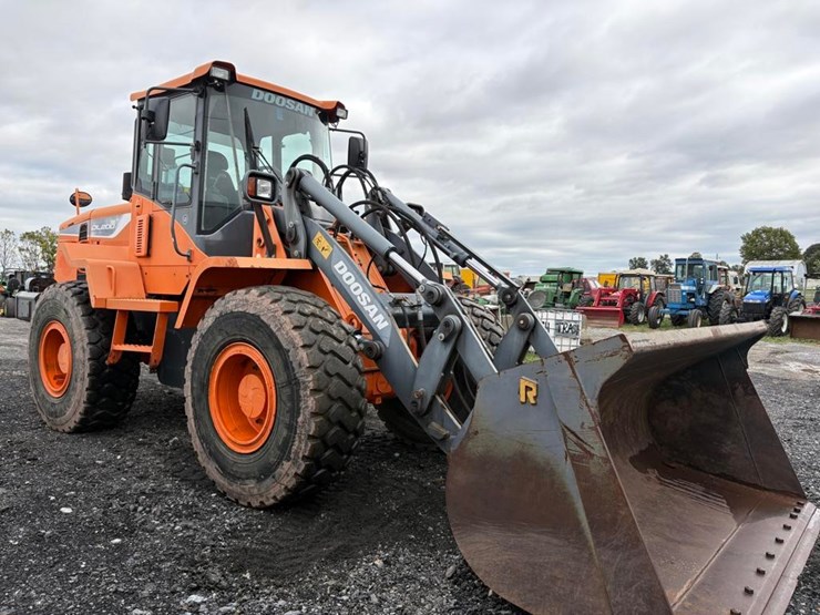 2015-doosan-dl200tc-5-image-9