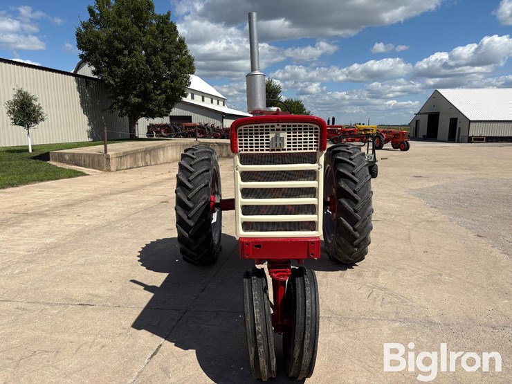 1959-case-ih-560-image-2