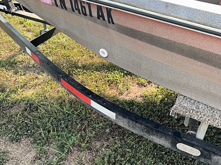 cheater-sx-bass-boat-&-nice-trailer-image-15