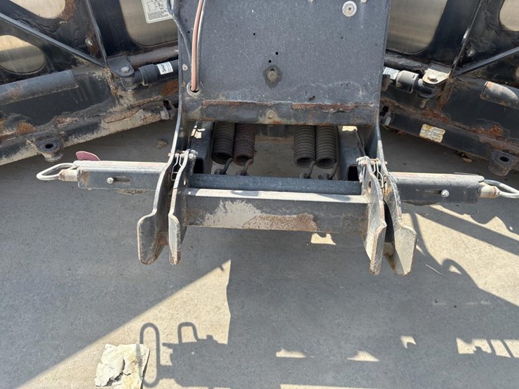 #5028-•-boss-power-v-dxt-w/-extensions-truck-v-plow-image-7