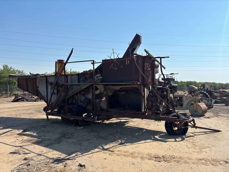 john-deere-pull-type-combine-image-8