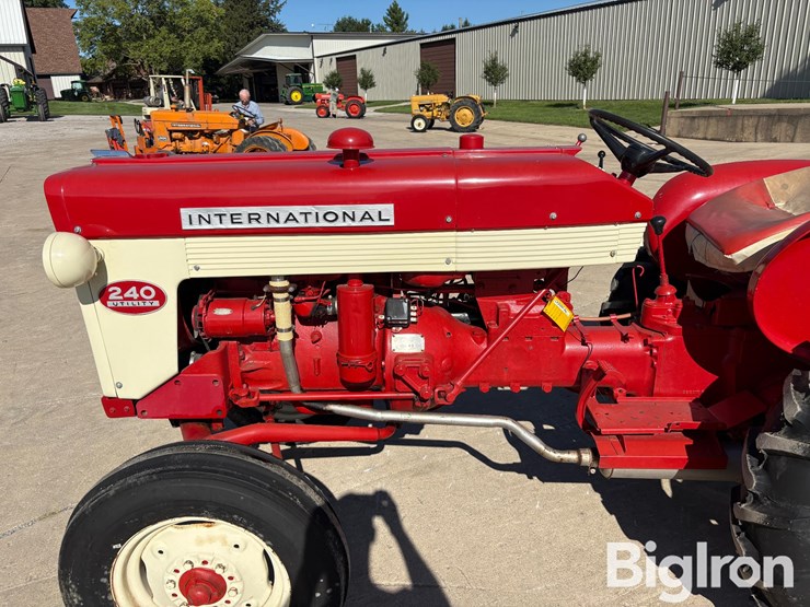 1961-international-240-image-20