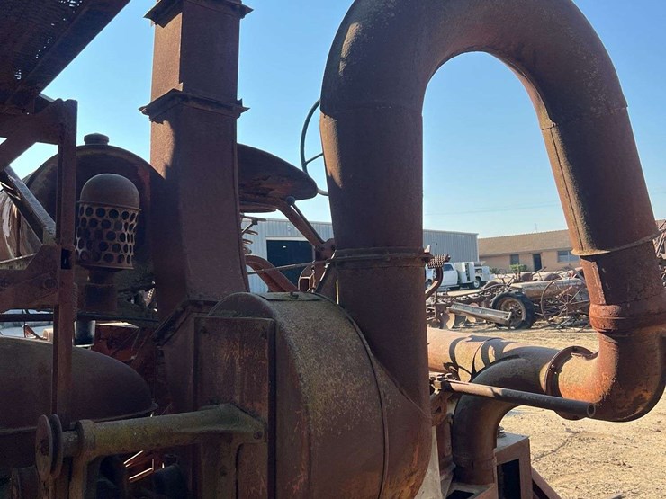 farmall-m-with-cotton-picker-image-18