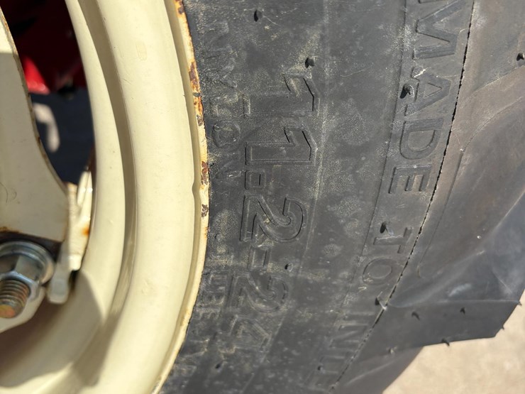 1961-international-240-image-18