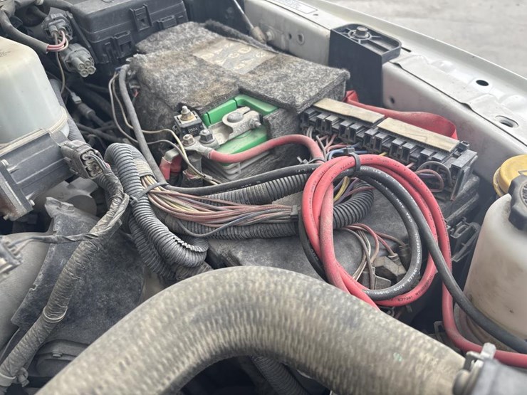 2016-custom-flatbed-image-23